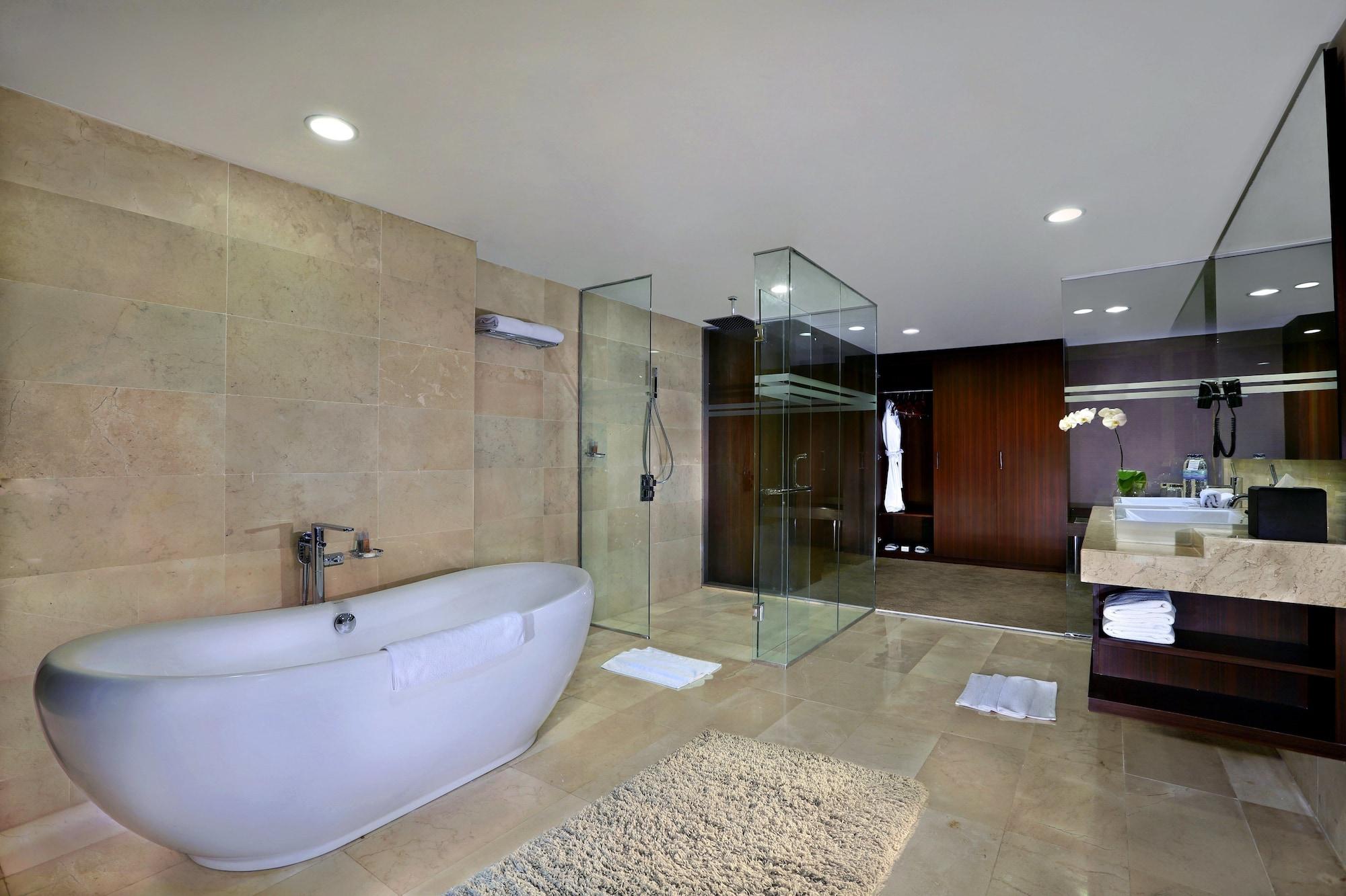 Aston Madiun Hotel & Conference Center Εξωτερικό φωτογραφία