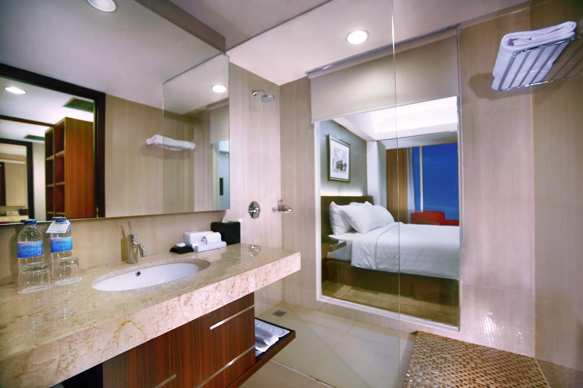 Aston Madiun Hotel & Conference Center Εξωτερικό φωτογραφία