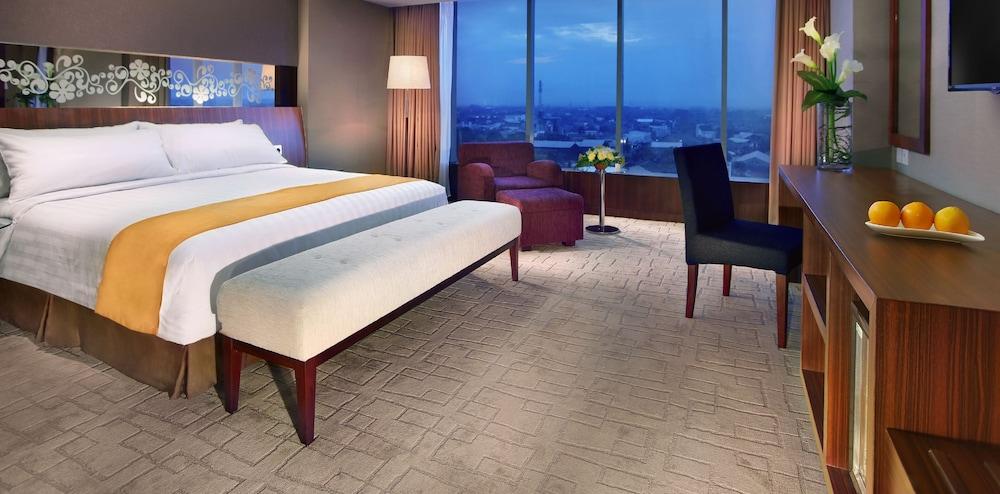 Aston Madiun Hotel & Conference Center Εξωτερικό φωτογραφία