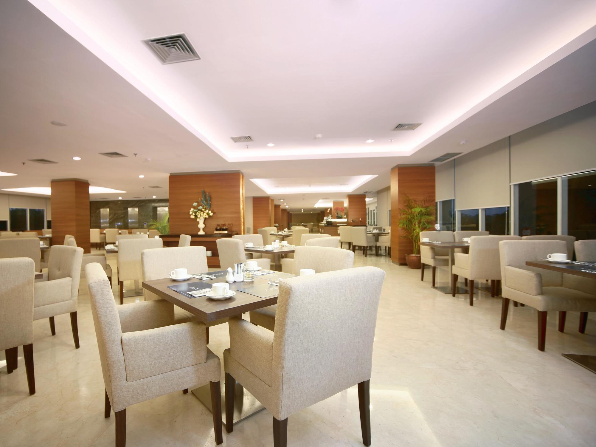 Aston Madiun Hotel & Conference Center Εξωτερικό φωτογραφία